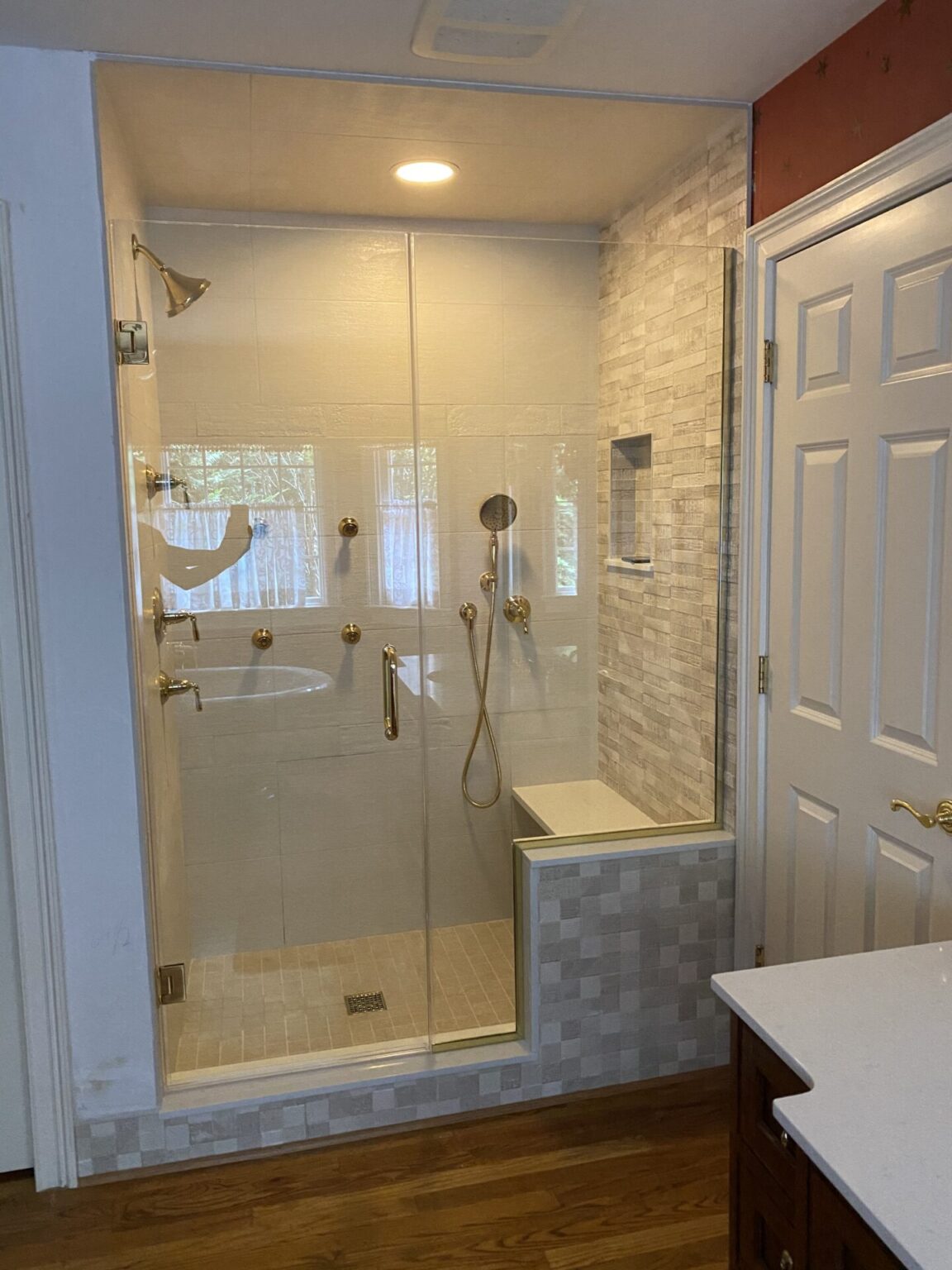 semi-frameless shower door